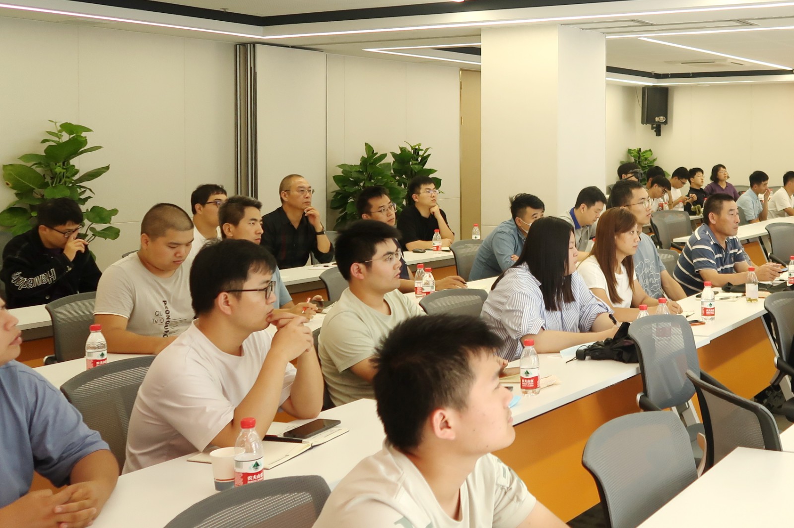 1627375479318512.jpg 培訓現場 修.JPG