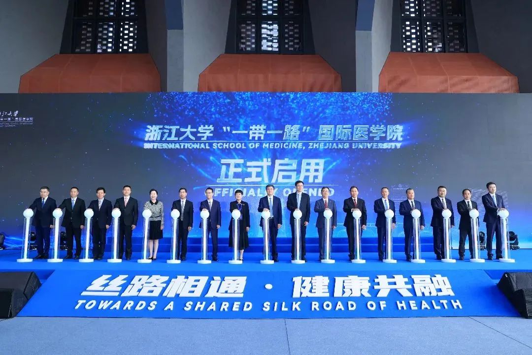 1698893239689812.jpg 1698893239689812.jpg