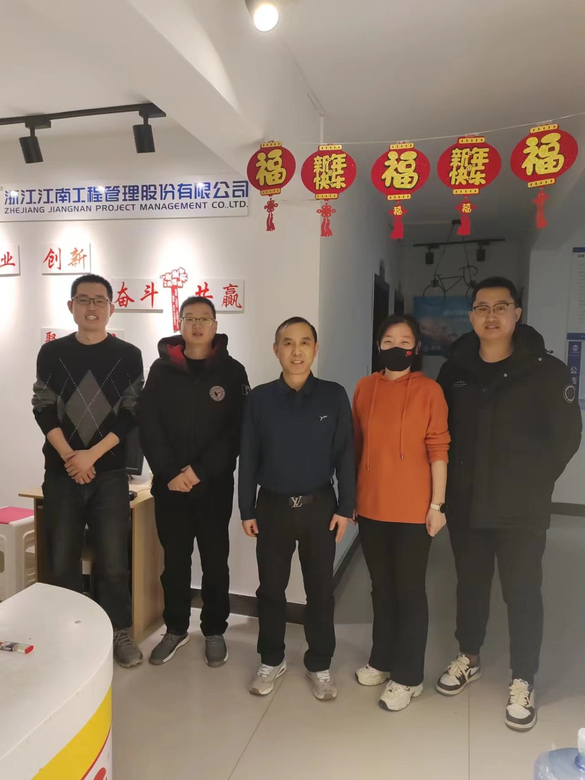 1708407861543650.jpg 1-1.jpg